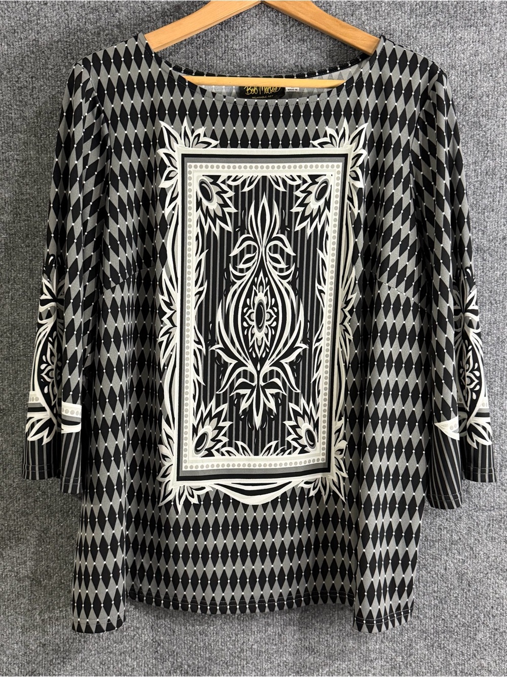 Bob Mackie Womens 1X Graphic Print Tunic Top 3/4 Sleeve Diamond Art To Wear